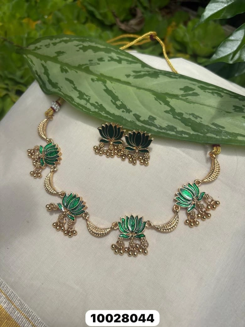 Tryloom Lotus Bloom Premium Necklace Set | Gold-Finish Traditional Lotus Jewellery with Designer Stud Earrings (Green & Ruby Pink) 1