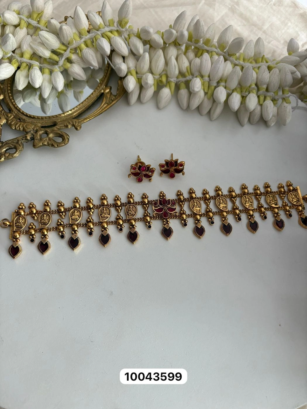 Tryloom Heritage Lakshmi Temple Choker Set – Premium Antique Gold Traditional Jewellery 2