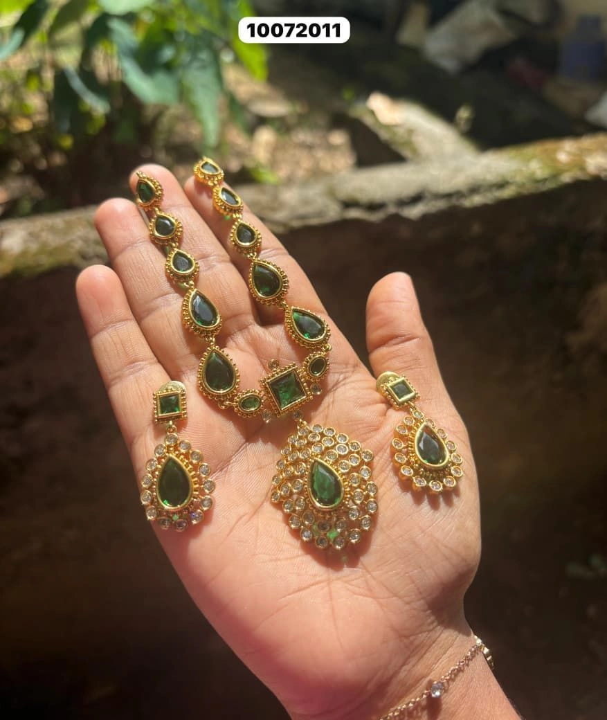 Vishu Special Jyothika-Inspired Long Haram Set 3