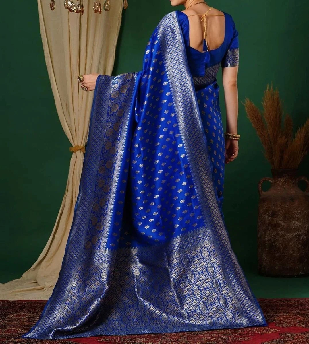Tryloom Blue Silk Woven Banarasi Saree 3