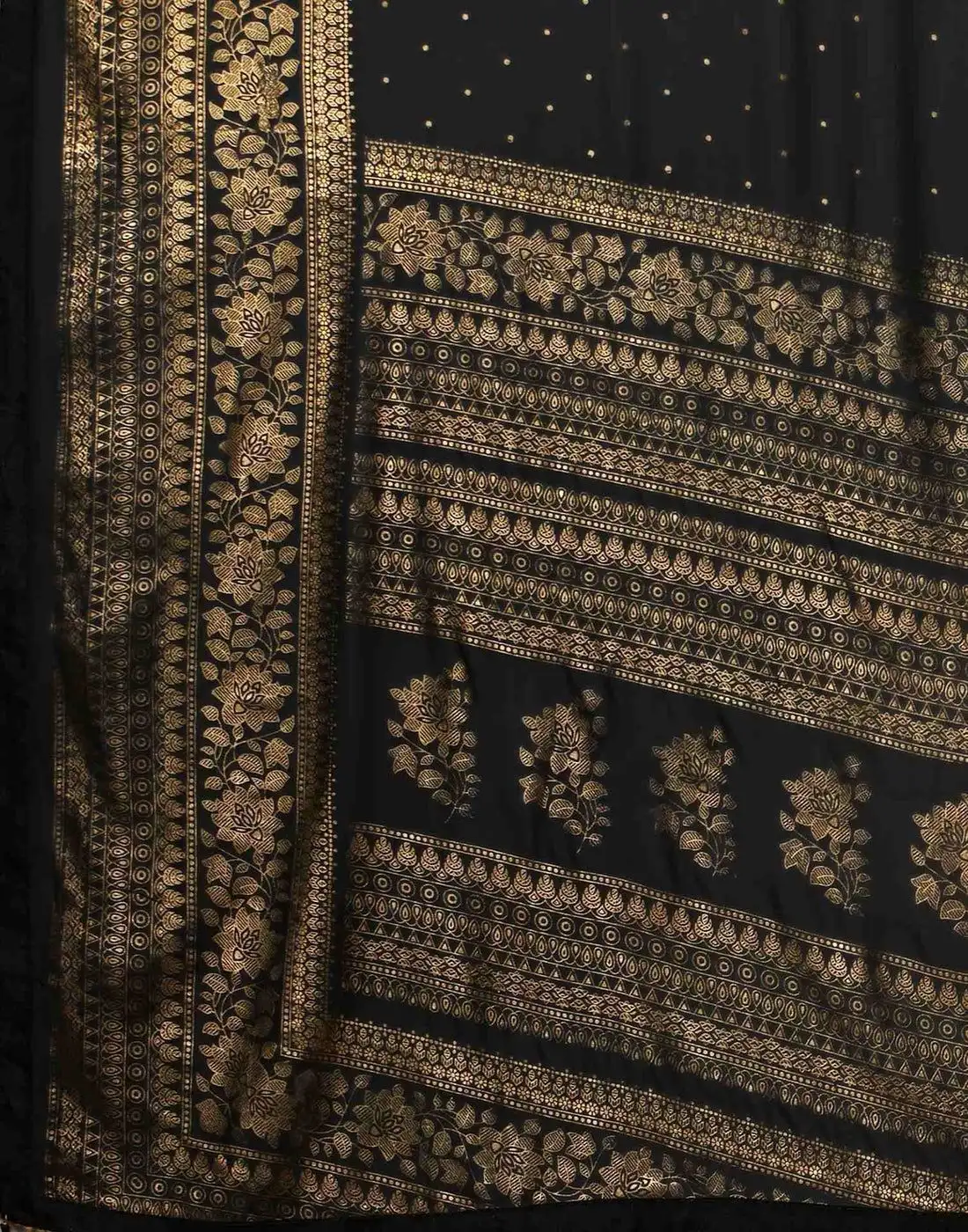 Tryloom Black Georgette Foil Printed Saree 6