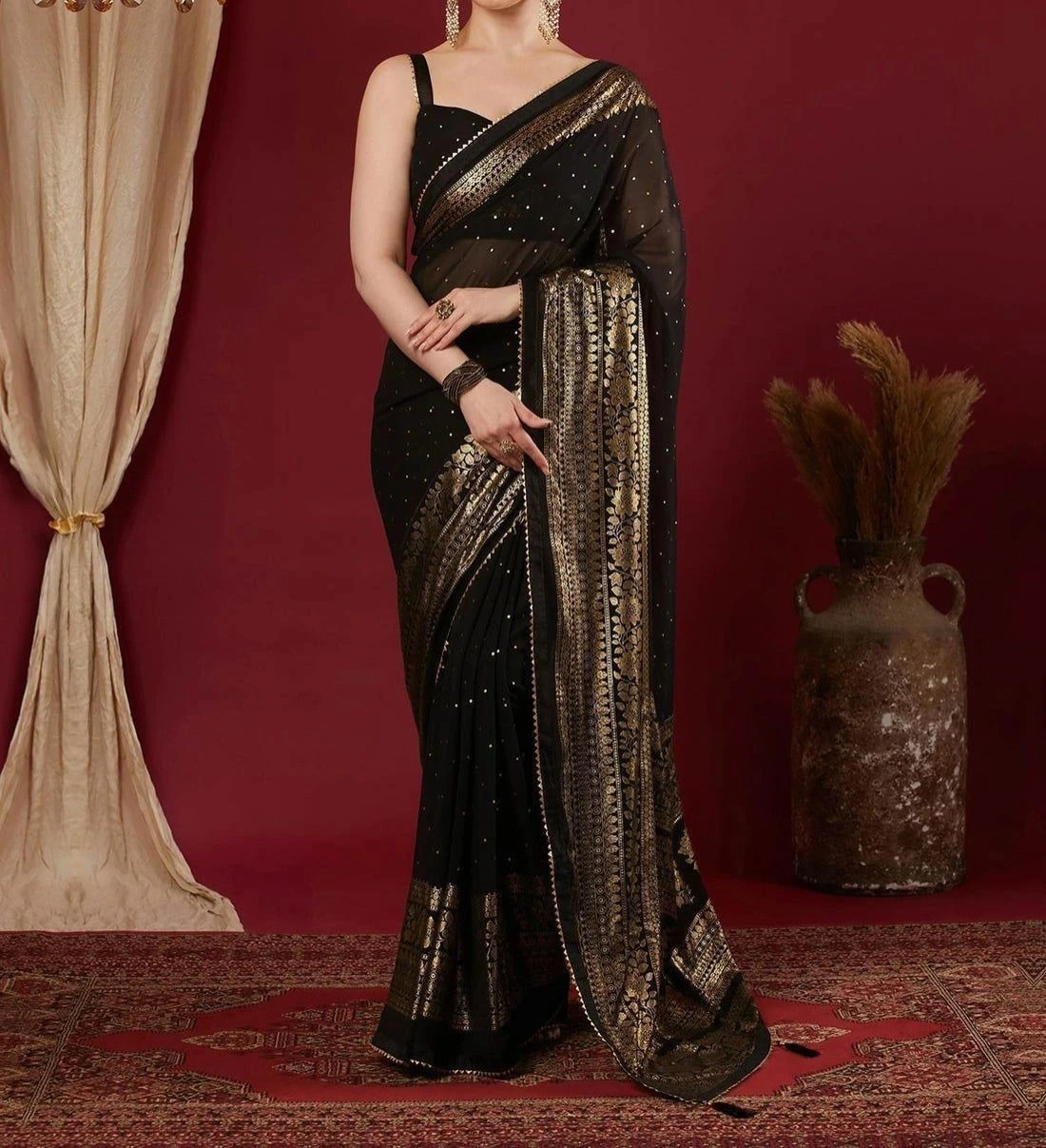 Tryloom Black Georgette Foil Printed Saree 1