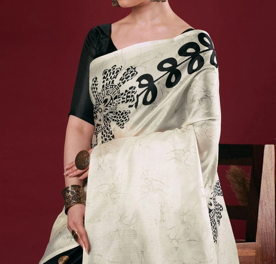 Tryloom White Cotton Blend Floral Printed Saree 3