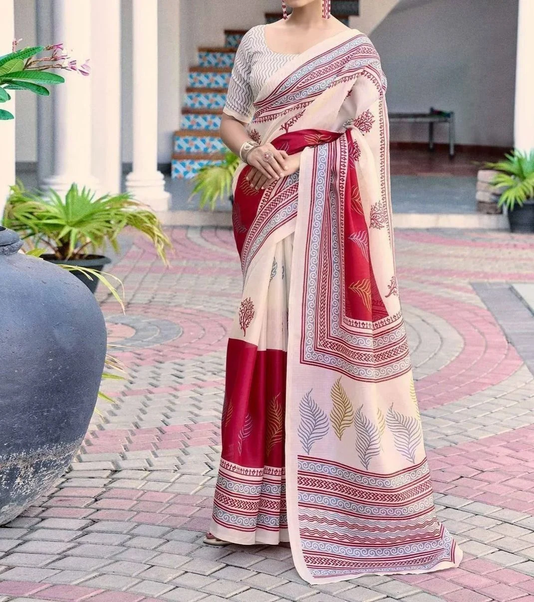Tryloom Off White Cotton Blend Printed Onam Saree 4