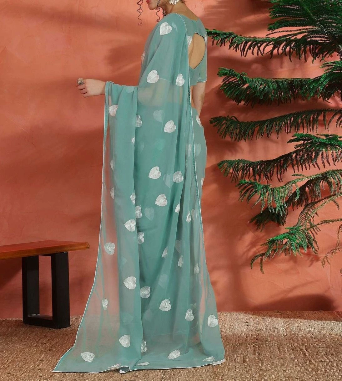 Tryloom Georgette Embroidery Saree 10