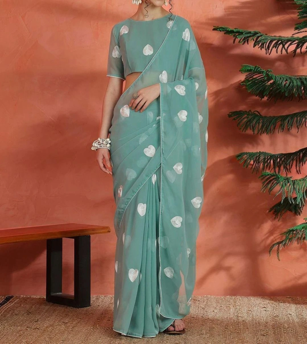 Tryloom Georgette Embroidery Saree 2