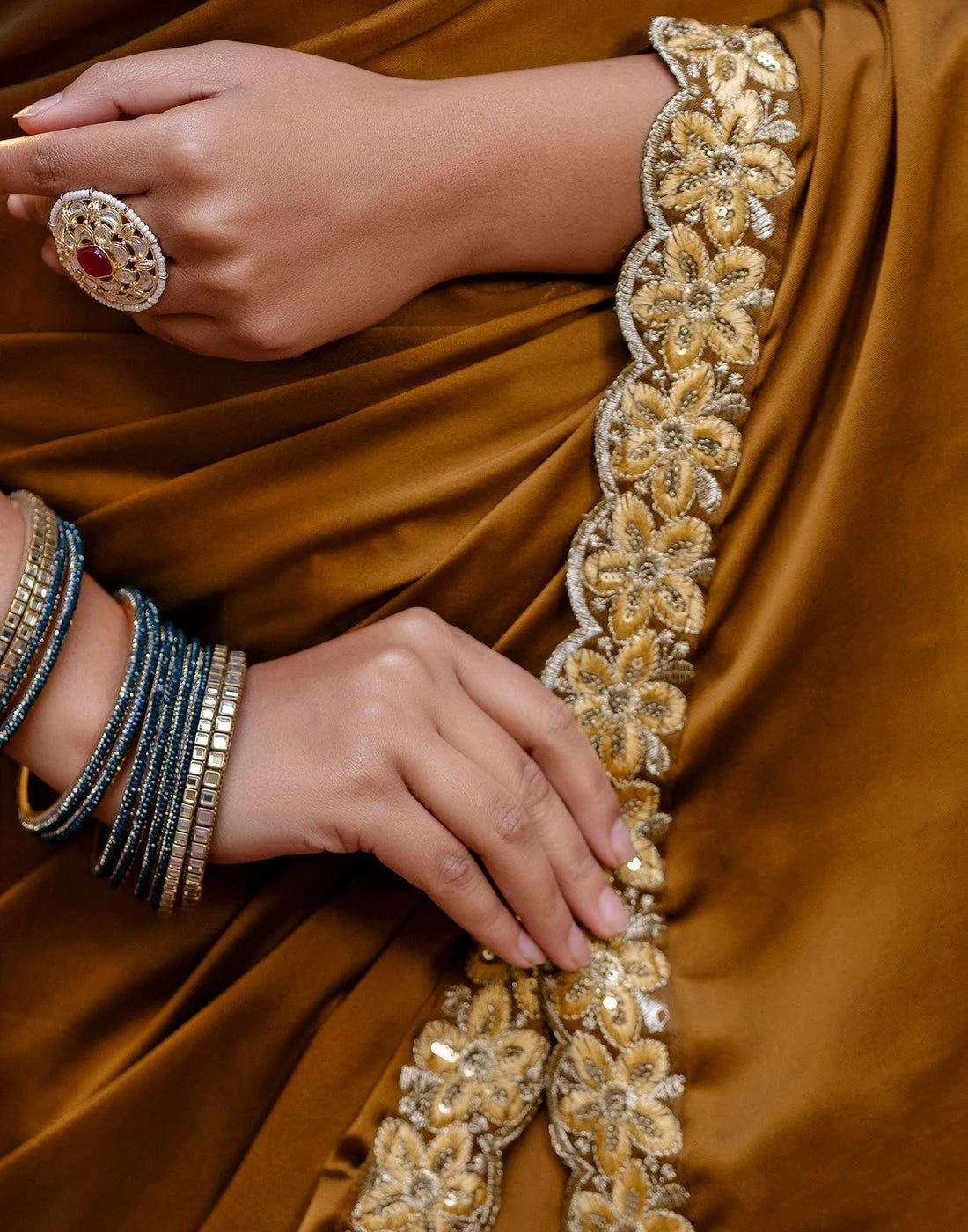 Tryloom Brown Silk Sequence Embroidery Lace Saree 12