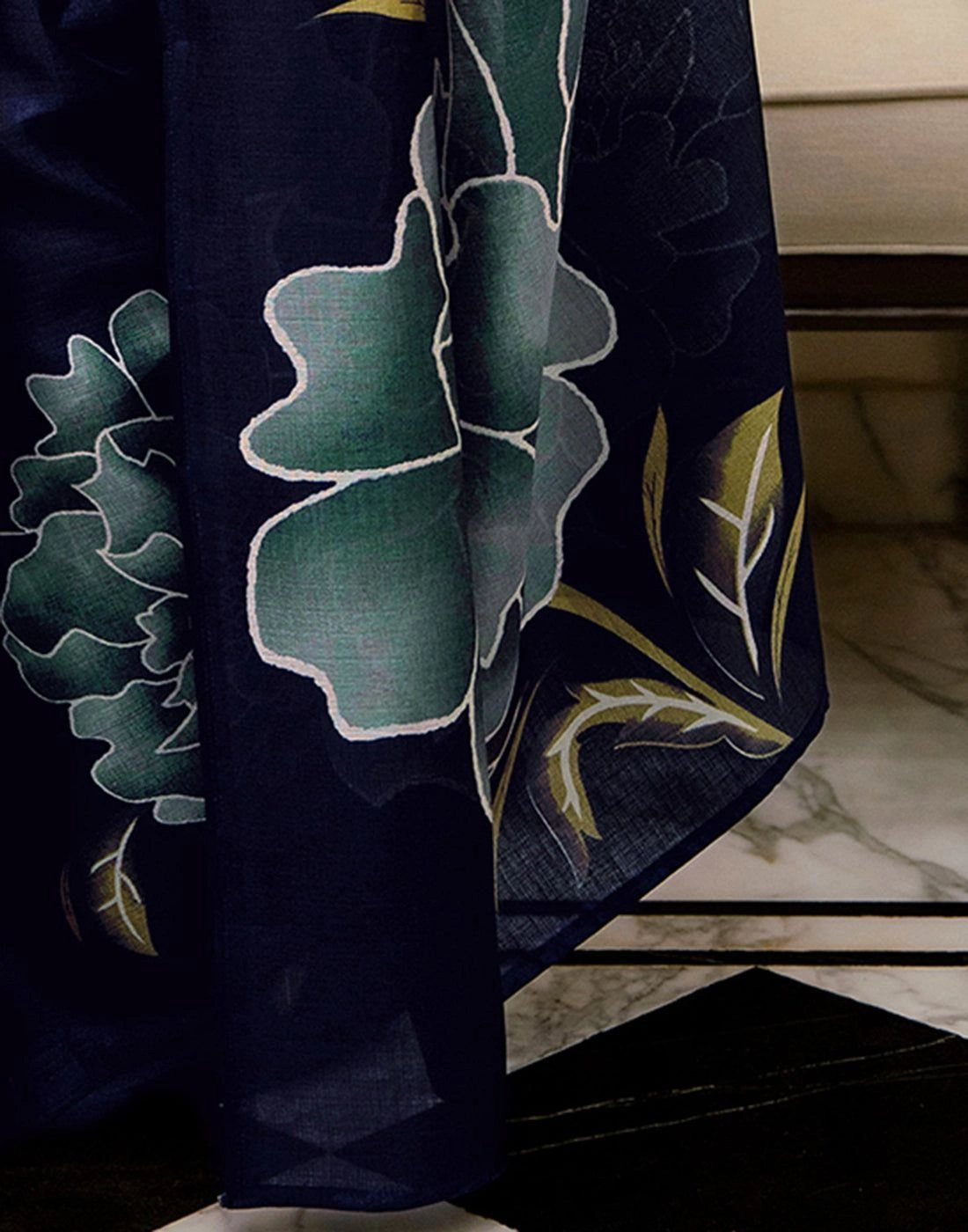 Tryloom Khadi Floral Printed Saree 15