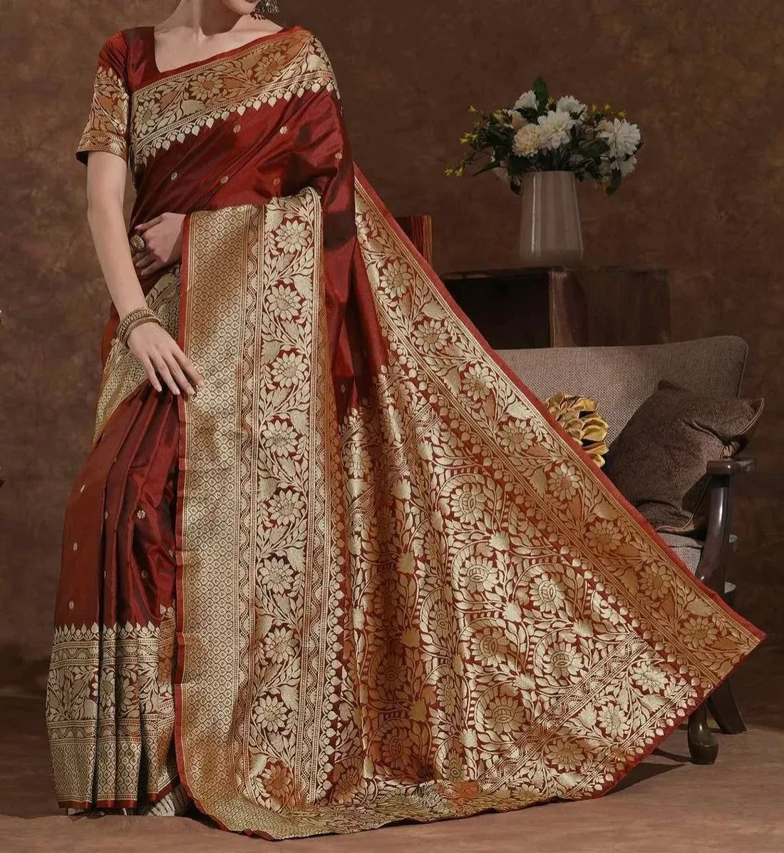 Tryloom Maroon Silk Woven Kanjivaram Saree 3