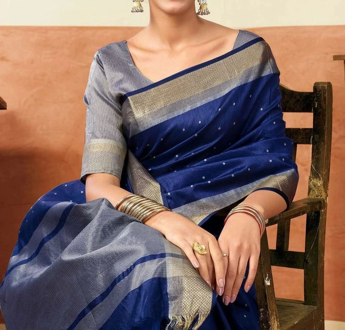 Tryloom Navy Blue Silk Woven Banarasi Saree 3