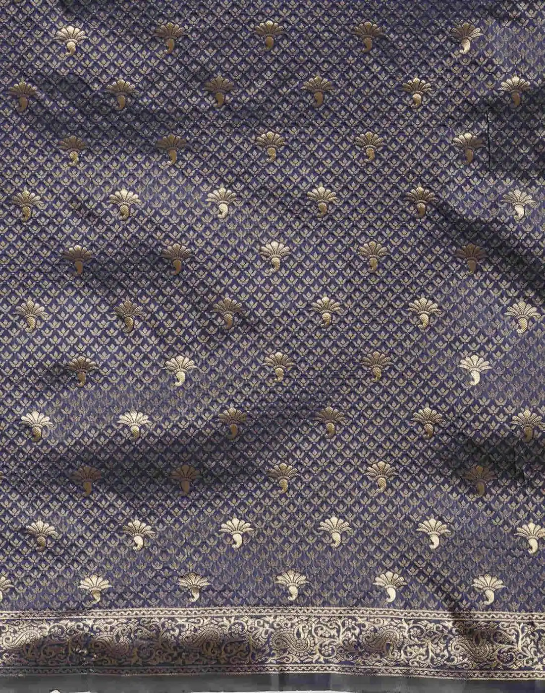 Tryloom Silk Blend Woven Banarasi Saree 11