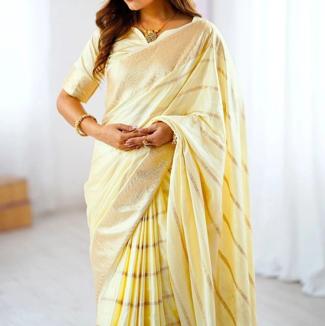 Cream Silk Woven Kanjivaram Onam Saree 2