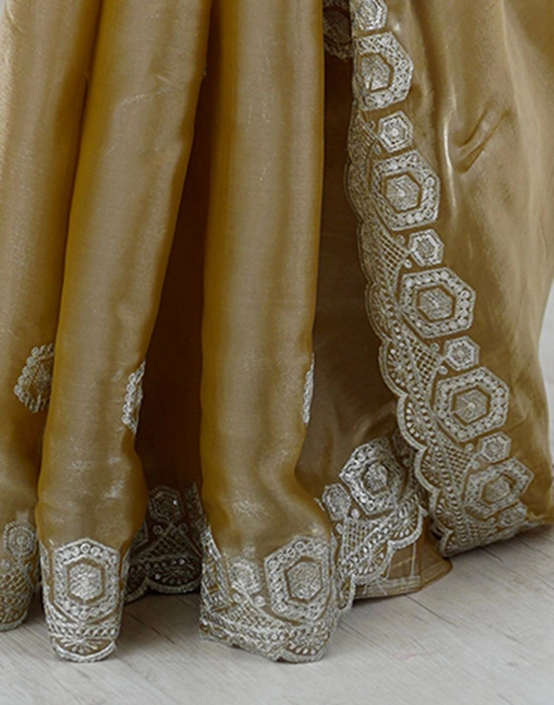 Tryloom Dark Beige Tissue Silk Embroidery Onam Saree 11