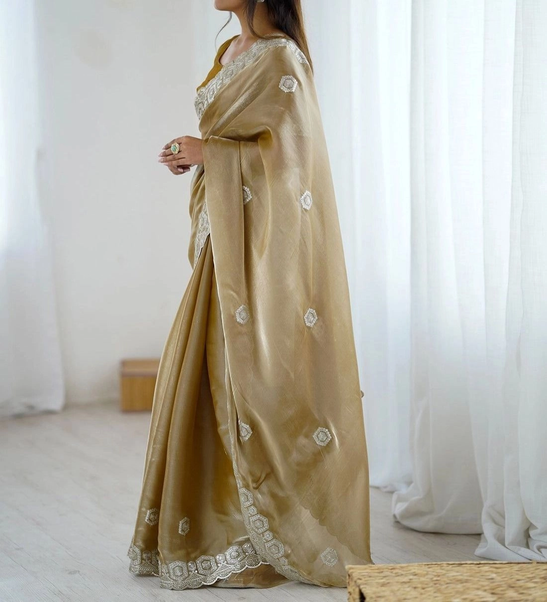 Tryloom Dark Beige Tissue Silk Embroidery Onam Saree 2