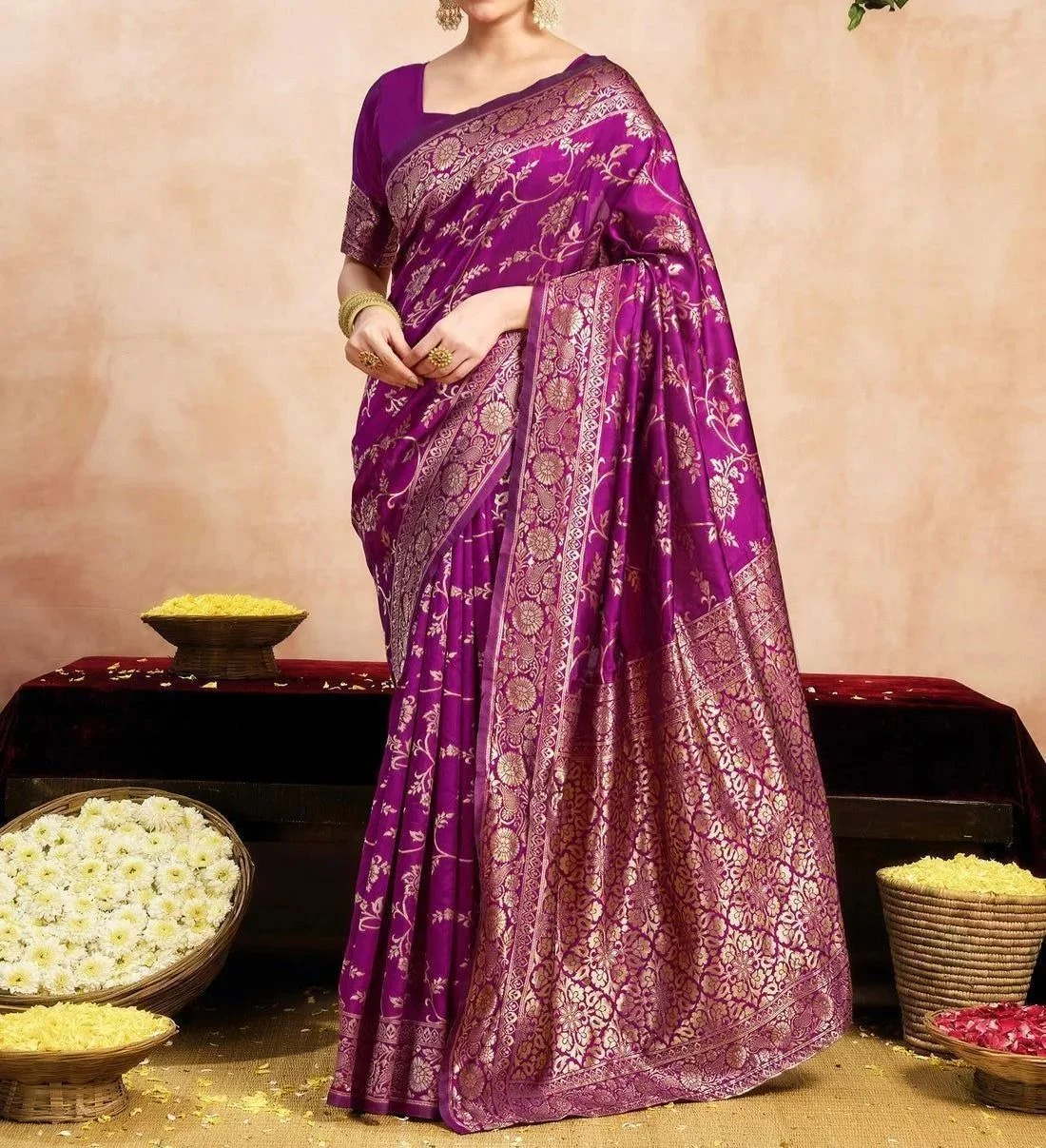 Tryloom Silk Woven Banarasi Saree 2