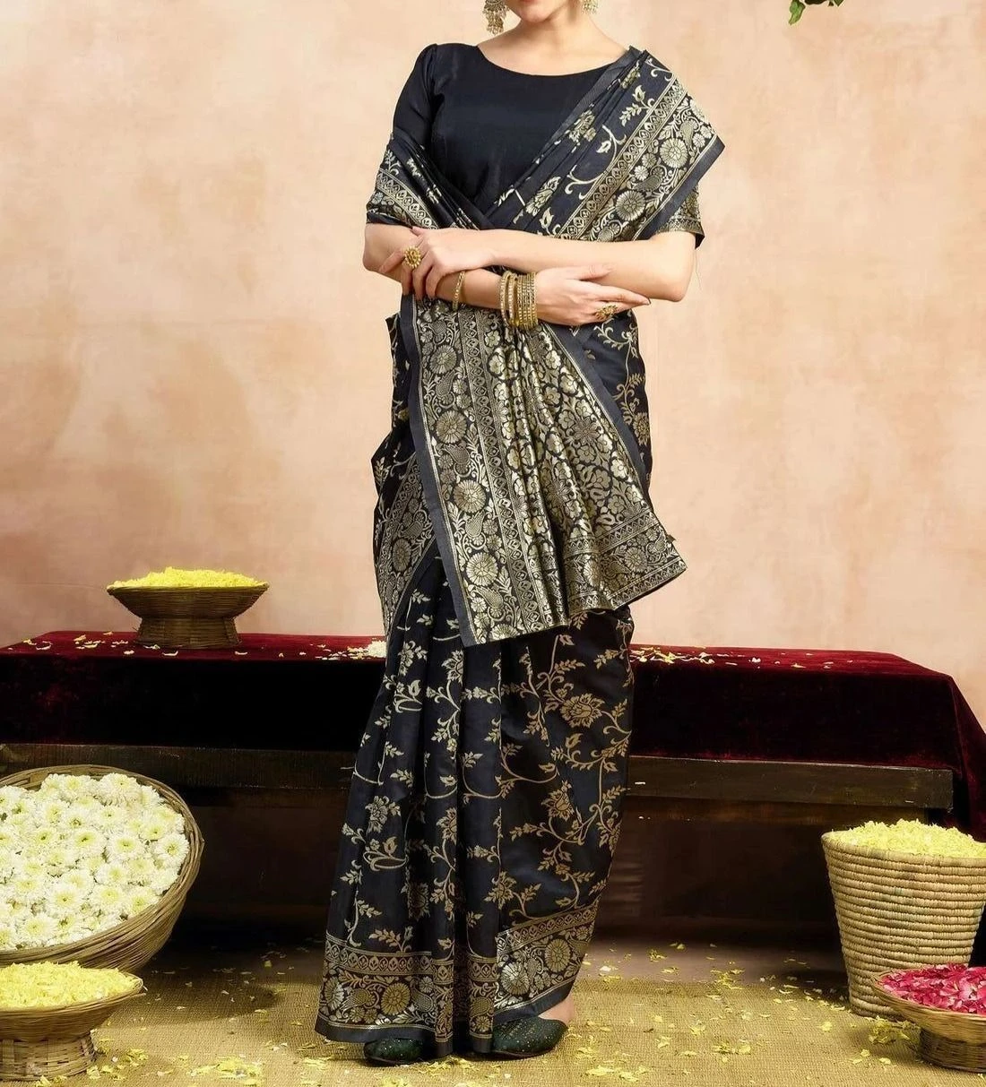 Tryloom Silk Woven Banarasi Saree 8