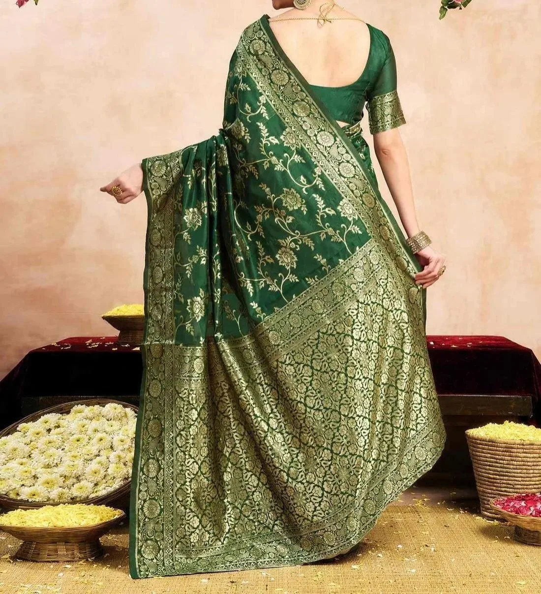 Tryloom Silk Woven Banarasi Saree 11