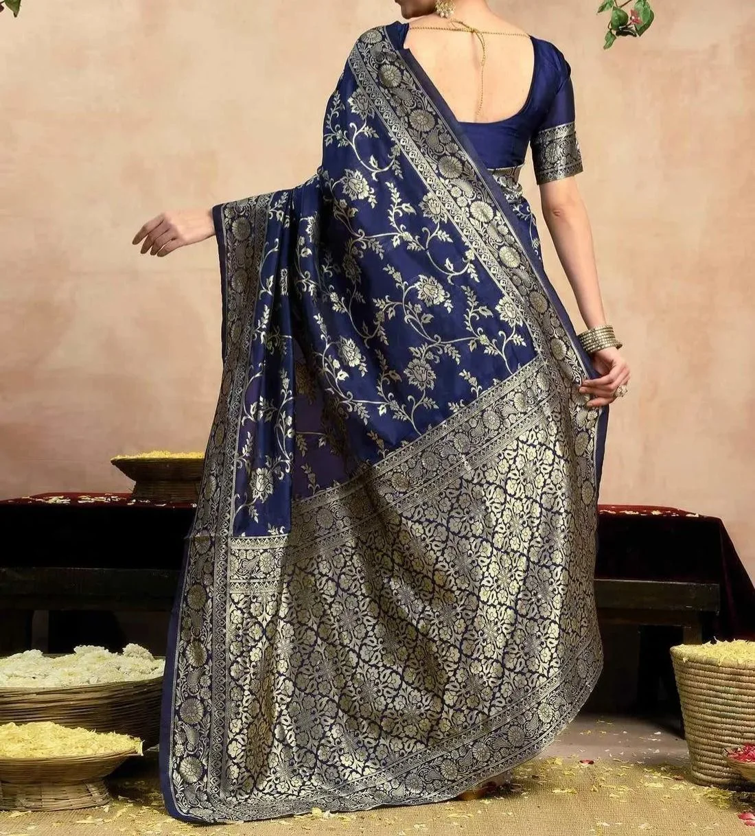 Tryloom Silk Woven Banarasi Saree 13