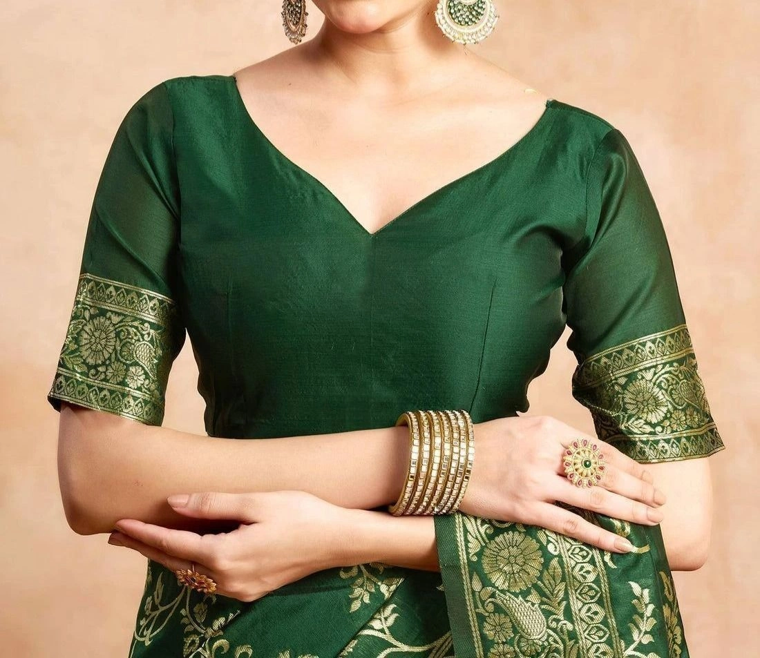 Tryloom Silk Woven Banarasi Saree 17