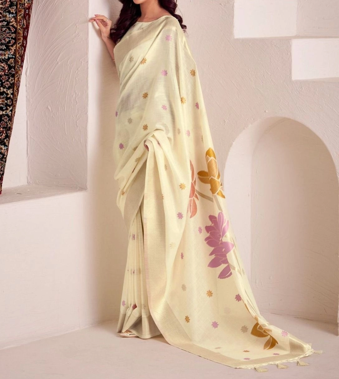 Tryloom Cream Linen Woven Onam Saree 4