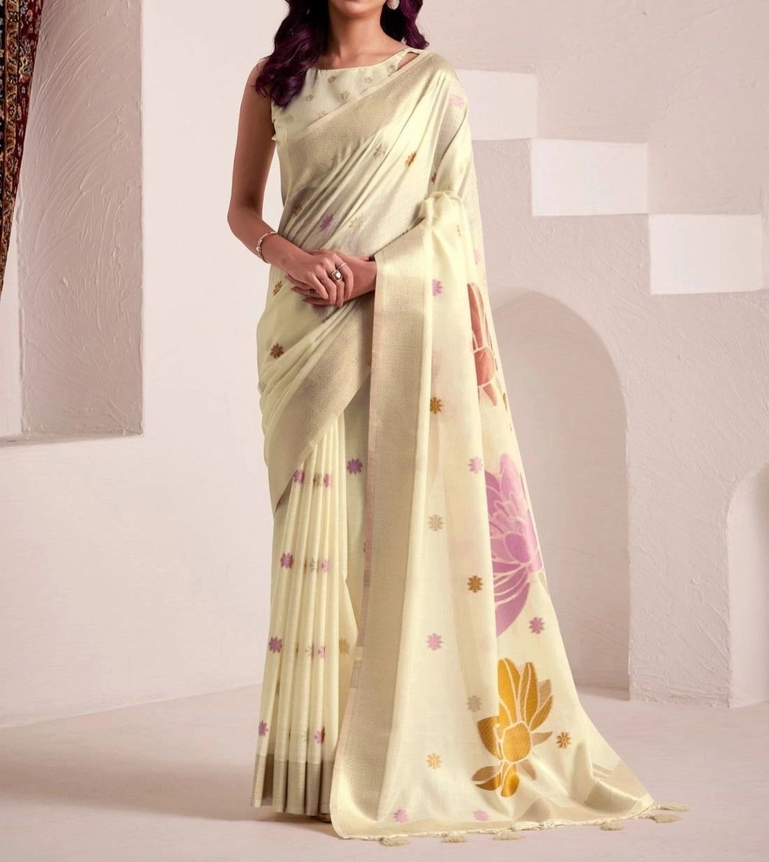 Tryloom Cream Linen Woven Onam Saree 1
