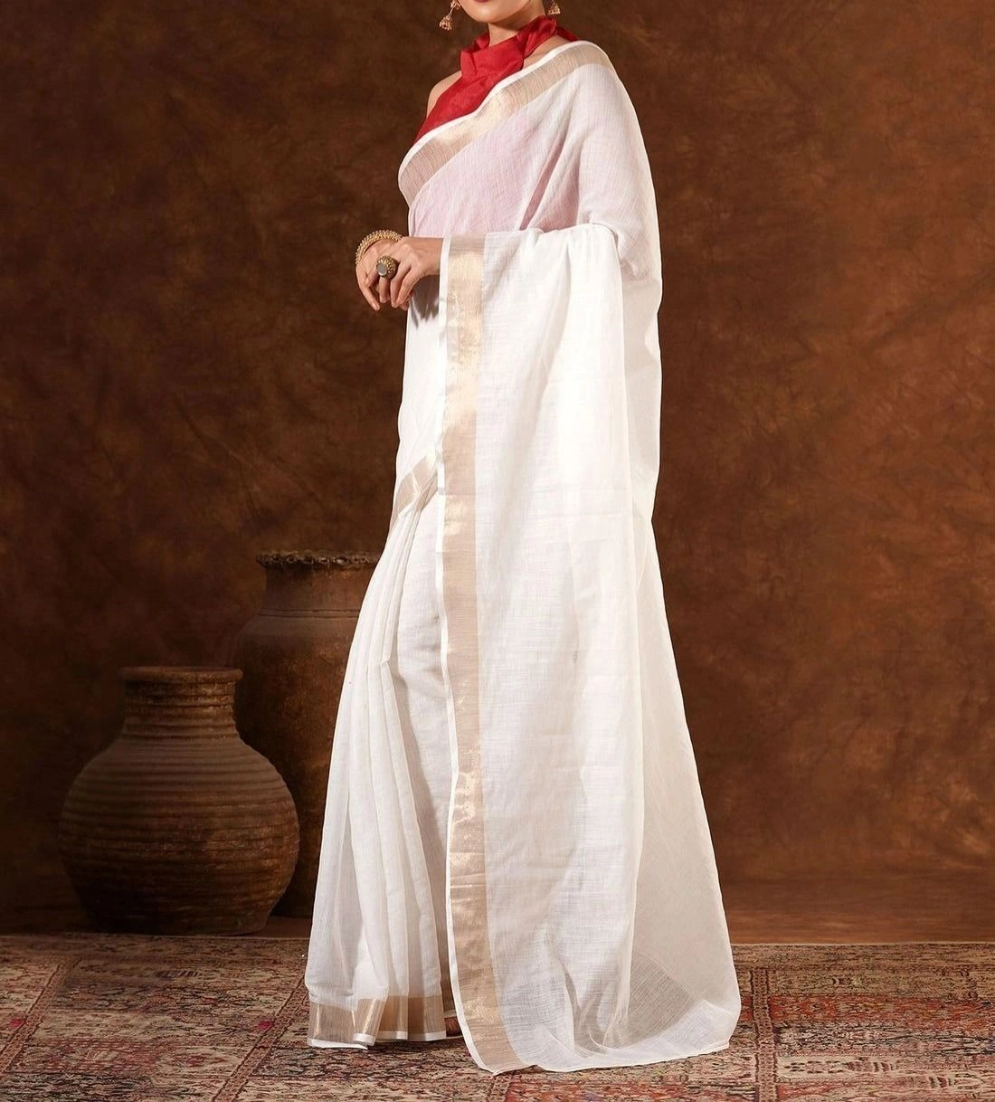 Tryloom White Linen Zari work Plain Onam Saree 3