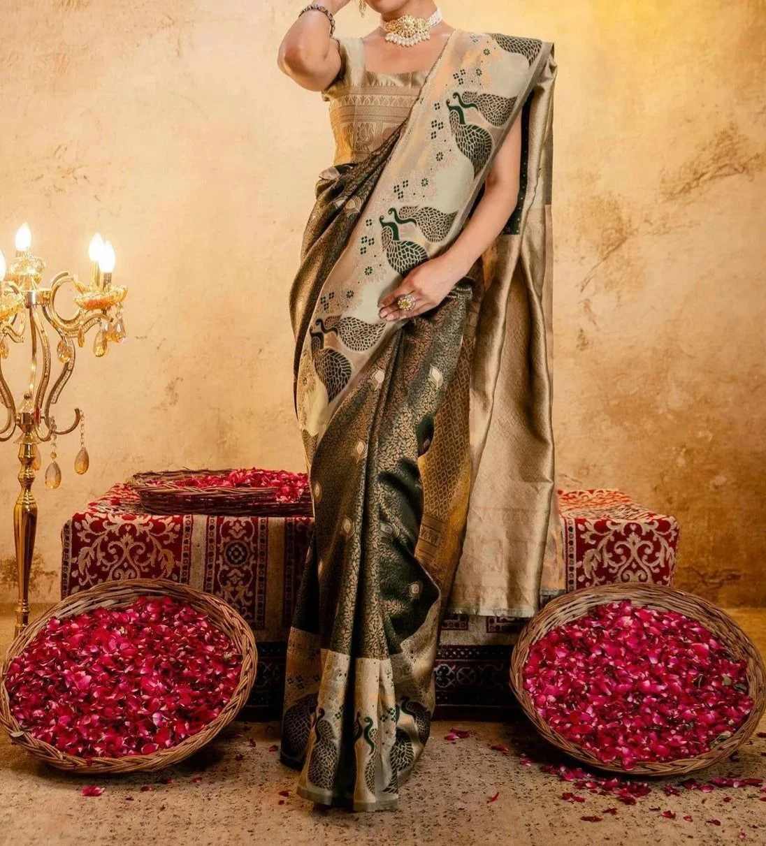 Tryloom Dark Green Silk Woven Kanjivaram Saree 6