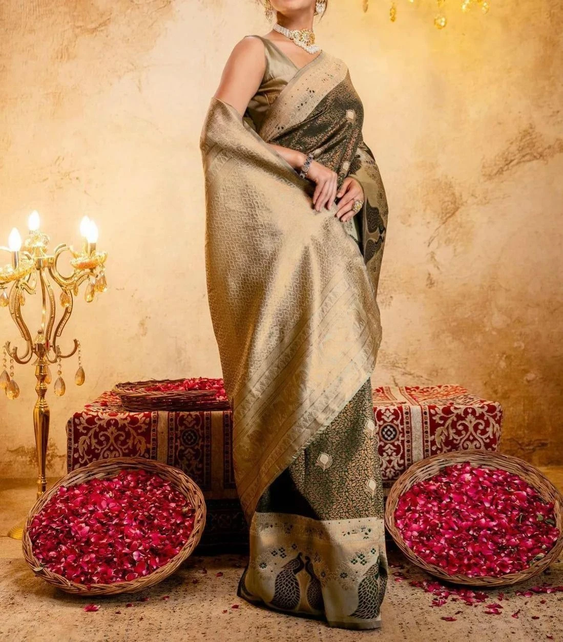 Tryloom Dark Green Silk Woven Kanjivaram Saree 4