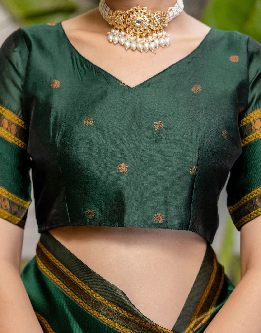 Tryloom Mustard Yellow Silk Woven Kanjivaram Saree 7