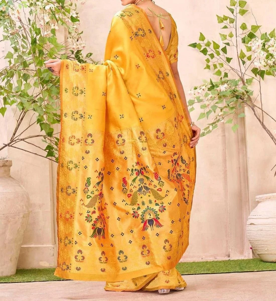 Tryloom Yellow Silk Woven Paithani Saree 5