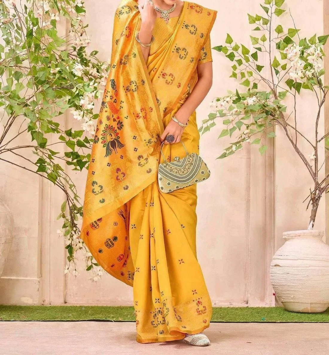 Tryloom Yellow Silk Woven Paithani Saree 4