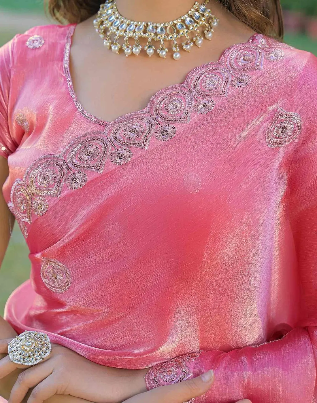 Tryloom Pink Shimmer Chiffon Sequence Embroidery saree 8