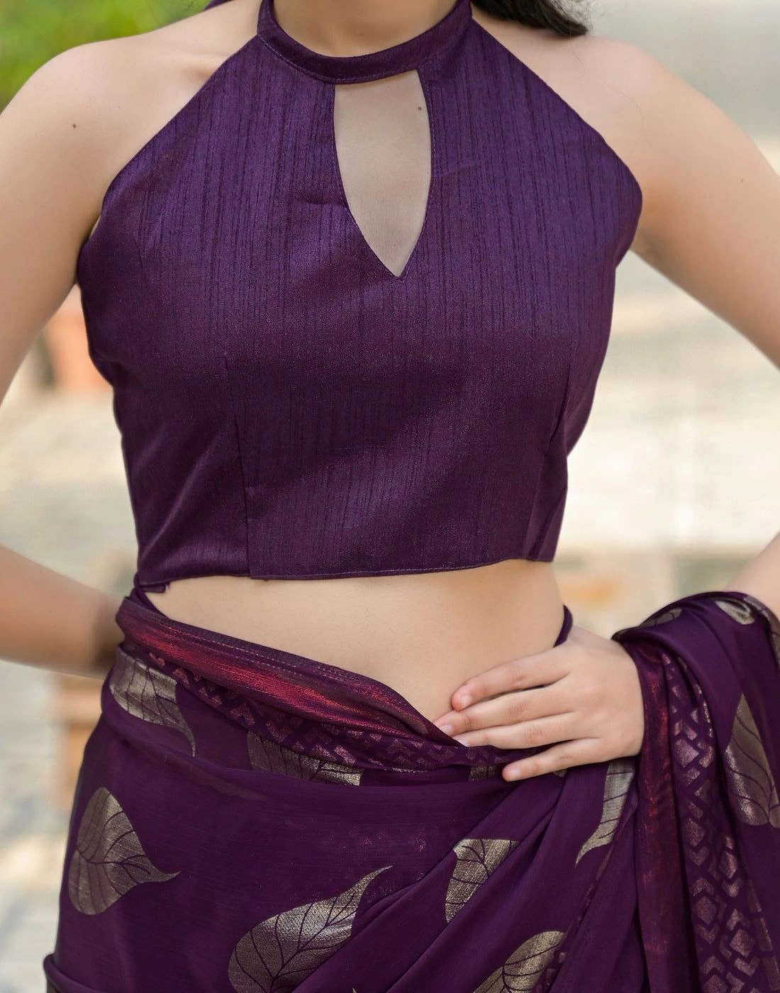 Tryloom Wine Chiffon Foil Printed Saree 6