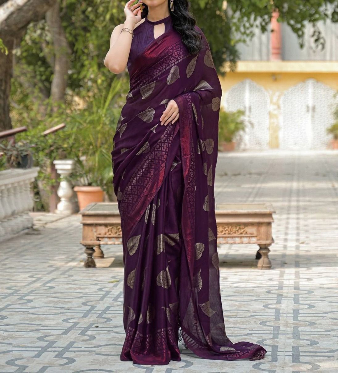 Tryloom Wine Chiffon Foil Printed Saree 1