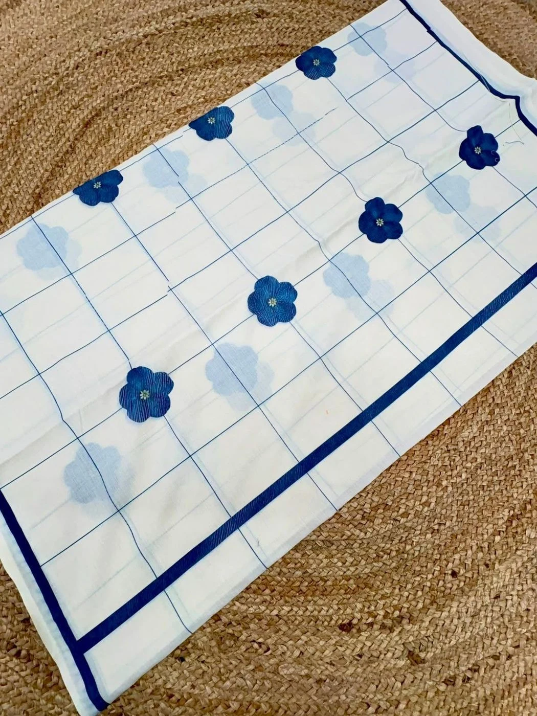 Tryloom Indigo bloom checks Pure cotton digital printed 9