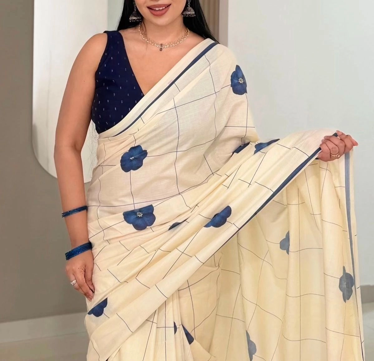 Tryloom Indigo bloom checks Pure cotton digital printed 7