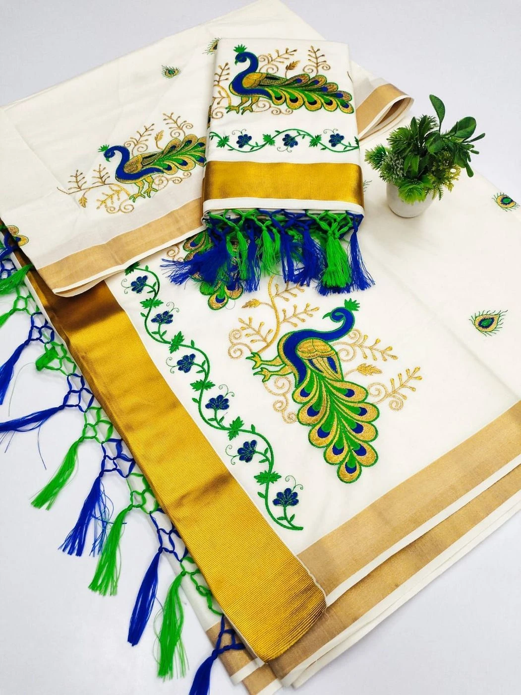 Tryloom Royal Peacock Kasavu Pure Cotton Saree | Kerala Traditional Golden Border Saree | Festive Ethnic Collection 1
