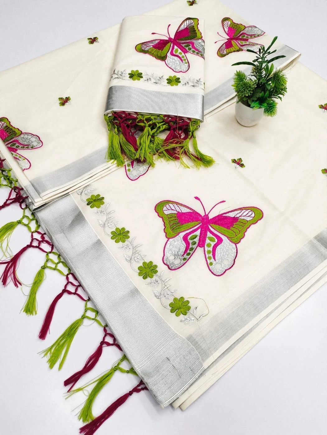 Tryloom Royal Butterfly Silver Kasavu Pure Cotton Saree | Premium Embroidered Kerala Festive Saree 2