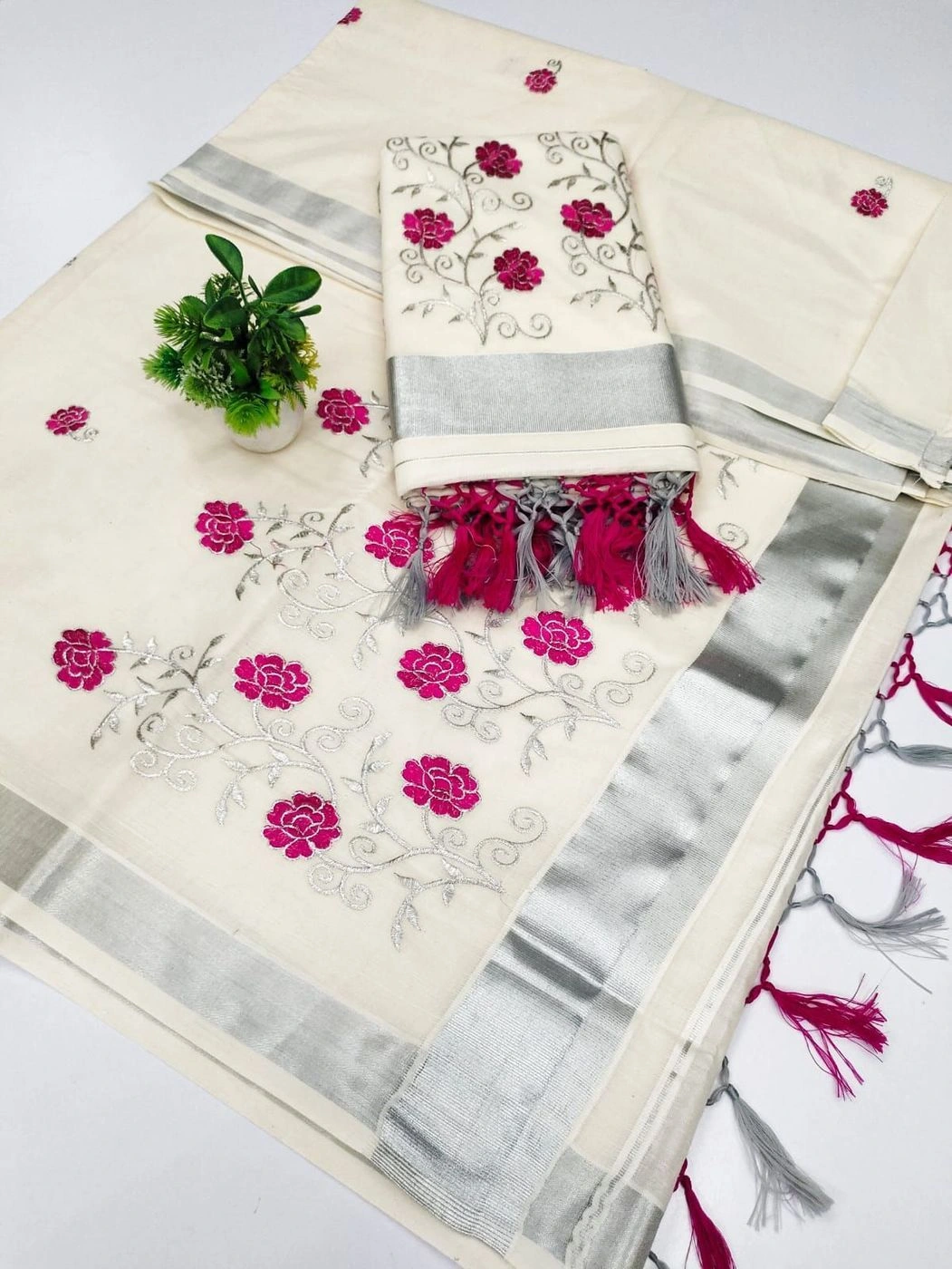 Tryloom Silver Blossom Vine Pure Cotton Saree | Premium Embroidered Silver Kasavu Kerala Festive Saree | Elegant Floral Collection 1