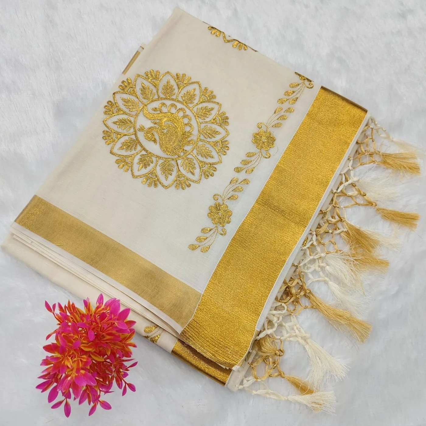 Tryloom Royal Peacock Heritage Kasavu Pure Cotton Saree | Premium Embroidered Kerala Festive Saree 3