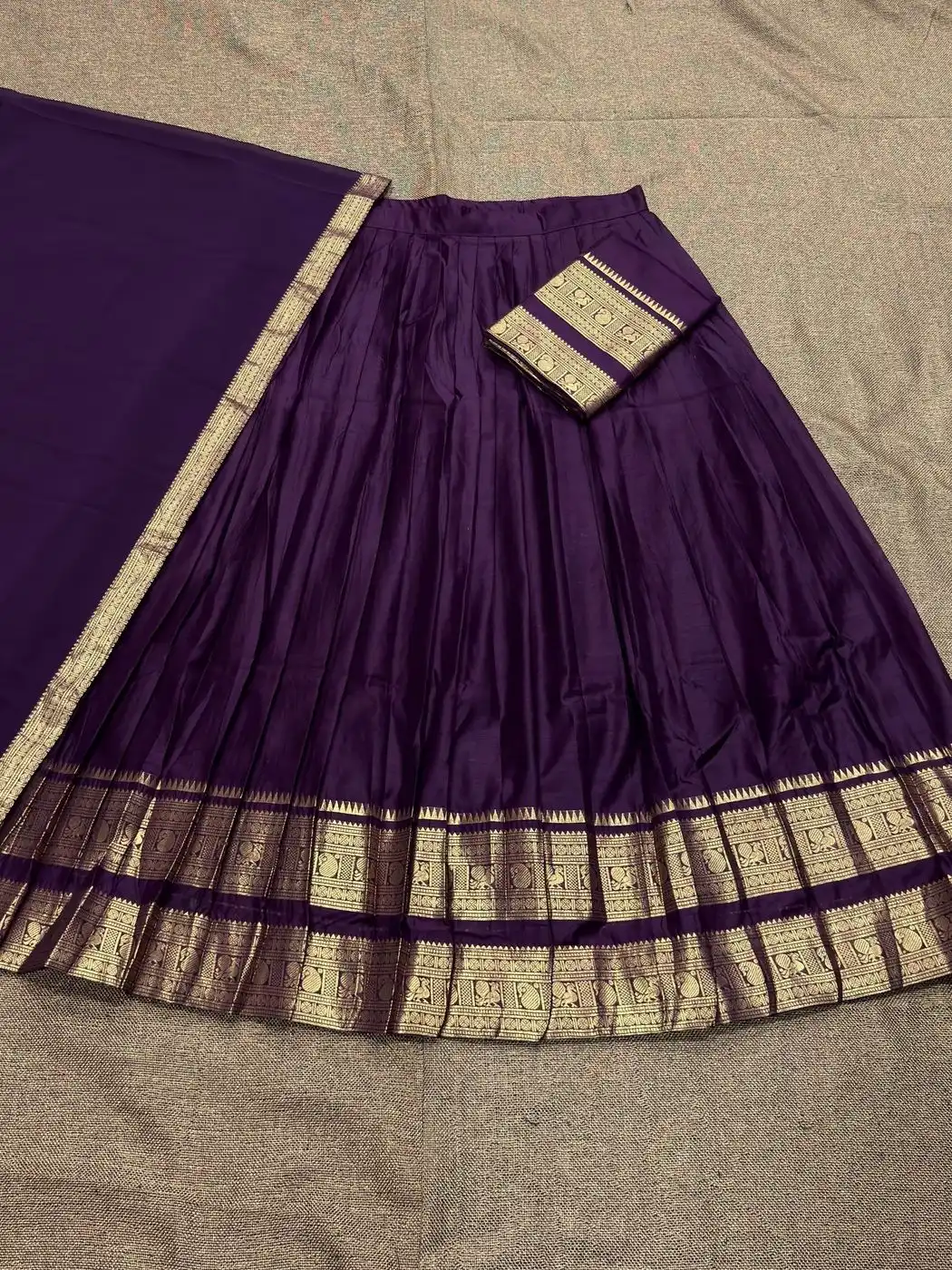 Tryloom Royal Kanchi Cotton Zari Weave Lehenga Set – Premium Traditional Ethnic Party Wear Lehenga for Women 1