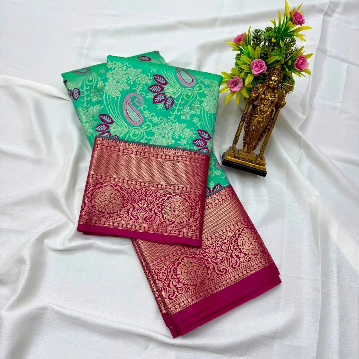 Tryloom Royal Electronic Jacquard Meena Work Saree – Premium Copper Zari Designer Silk Saree with Rich Pallu 1
