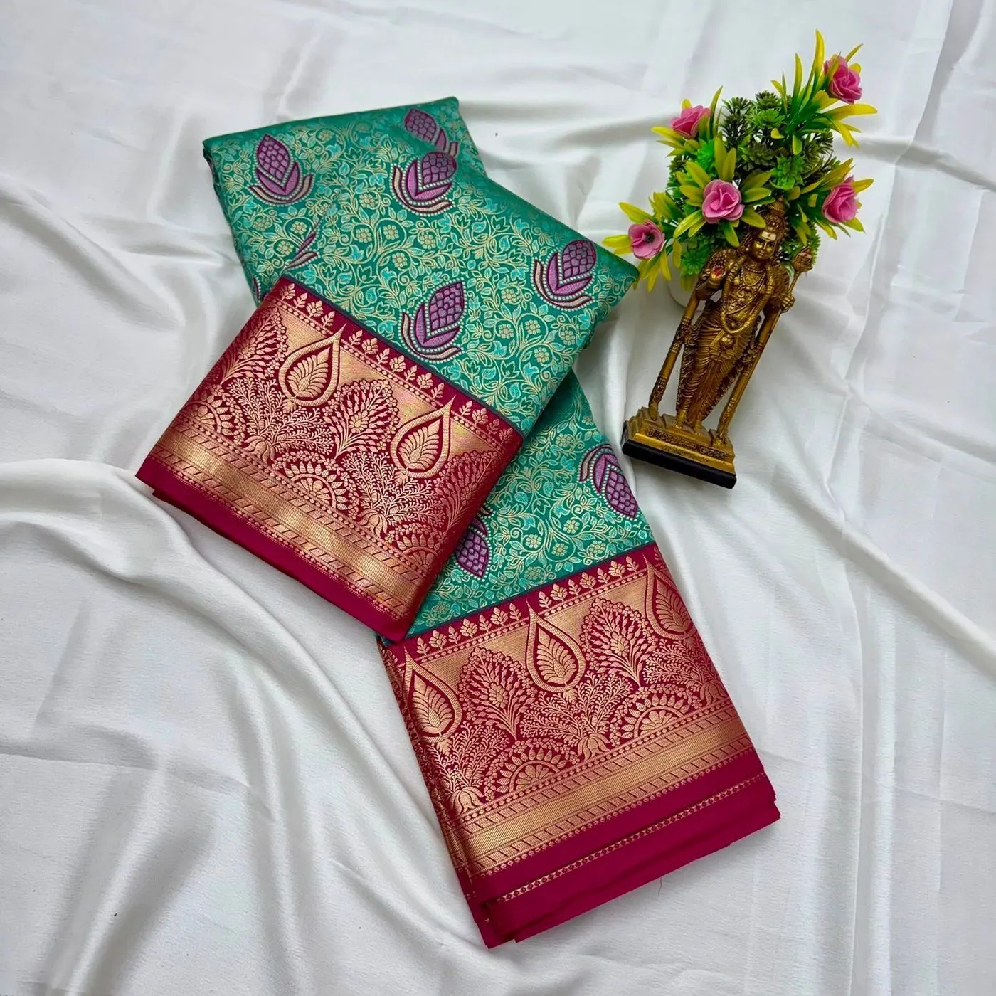 Tryloom Royal Electronic Jacquard Meena Work Saree – Premium Copper Zari Designer Silk Saree with Rich Pallu 4