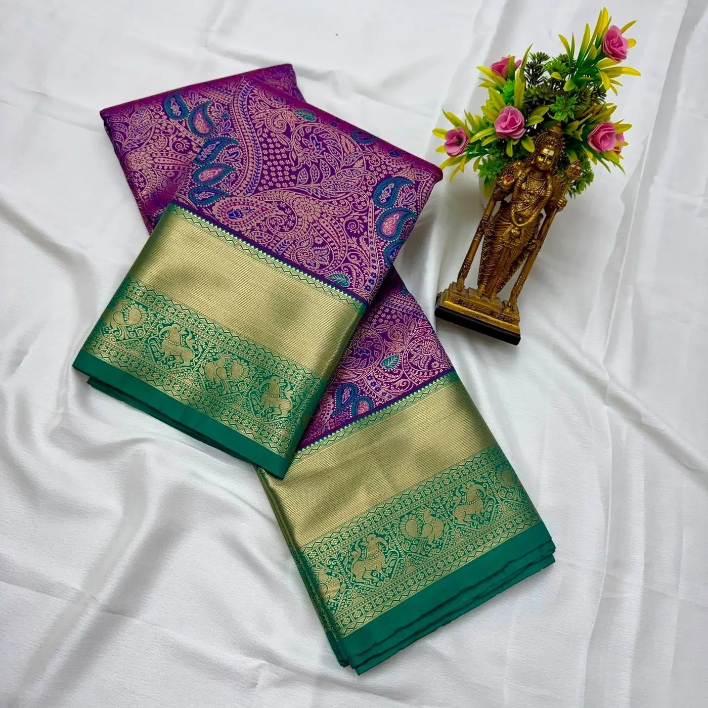 Tryloom Royal Electronic Jacquard Meena Work Saree – Premium Copper Zari Designer Silk Saree with Rich Pallu 13