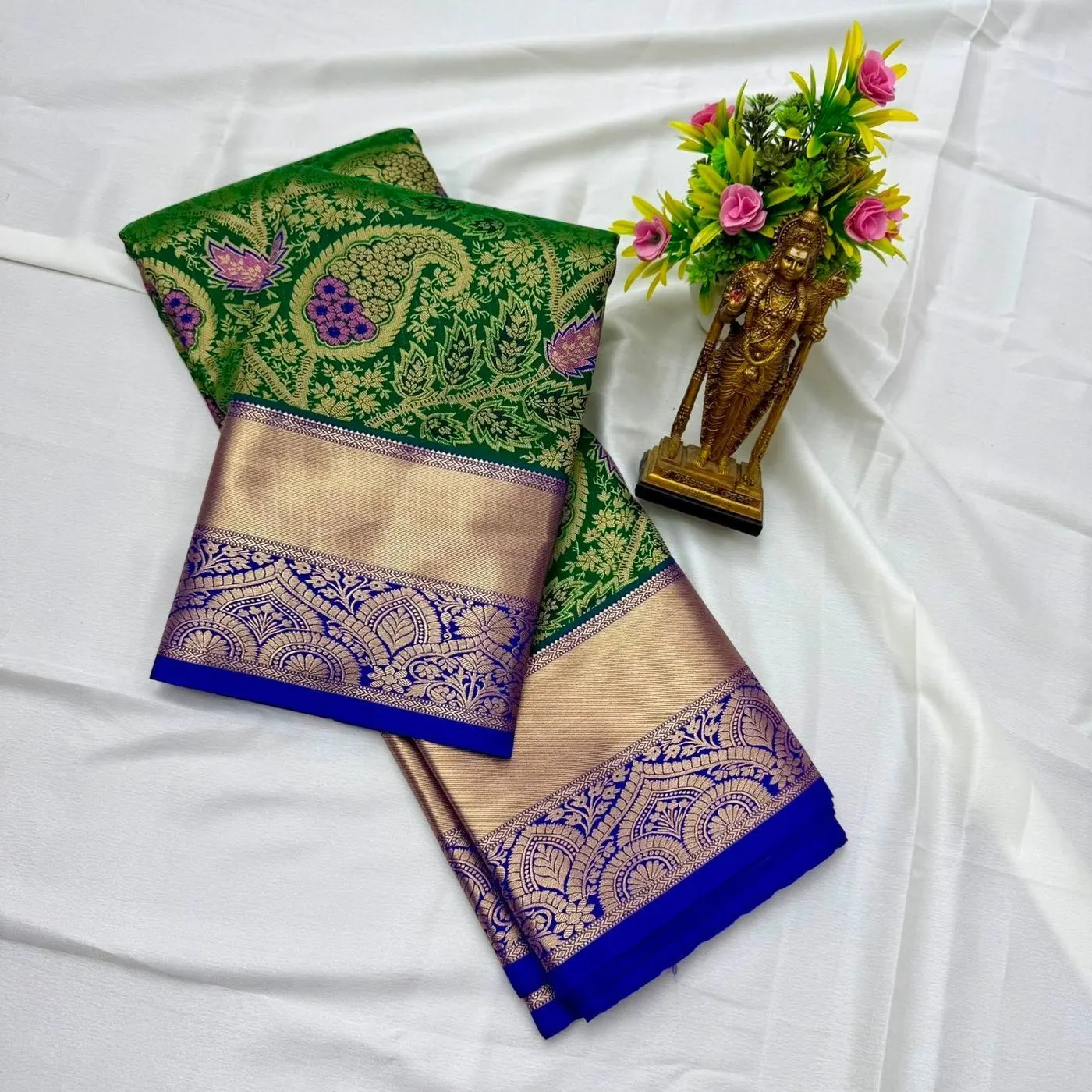 Tryloom Royal Electronic Jacquard Meena Work Saree – Premium Copper Zari Designer Silk Saree with Rich Pallu 16