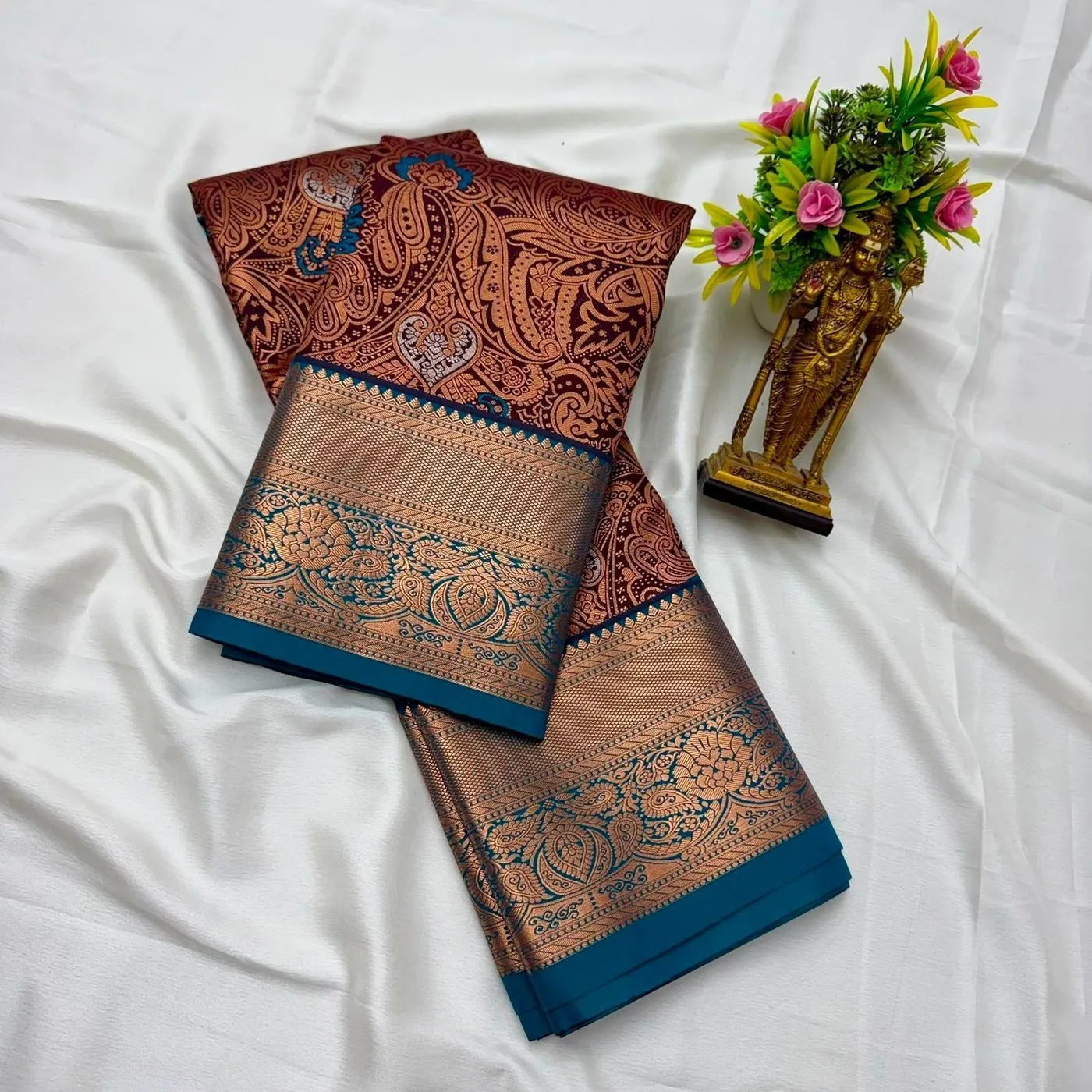 Tryloom Royal Electronic Jacquard Meena Work Saree – Premium Copper Zari Designer Silk Saree with Rich Pallu 17