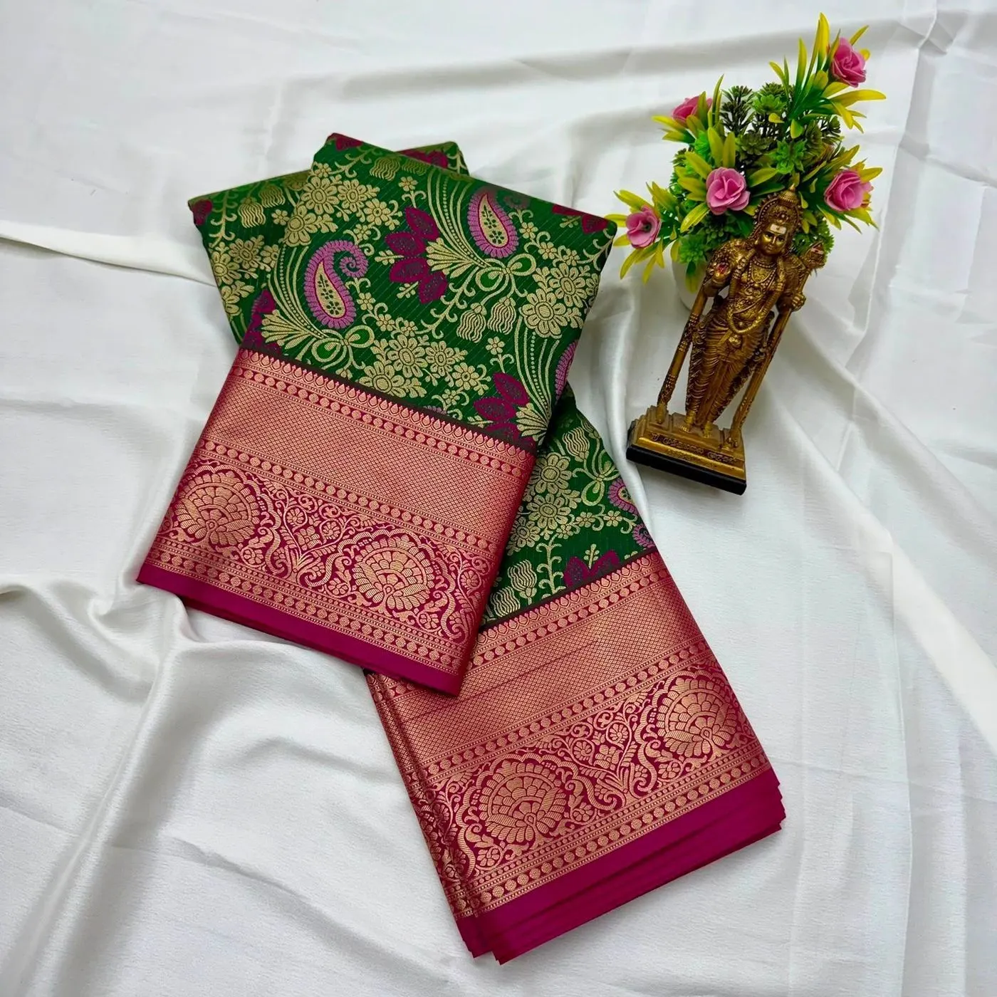 Tryloom Royal Electronic Jacquard Meena Work Saree – Premium Copper Zari Designer Silk Saree with Rich Pallu 18