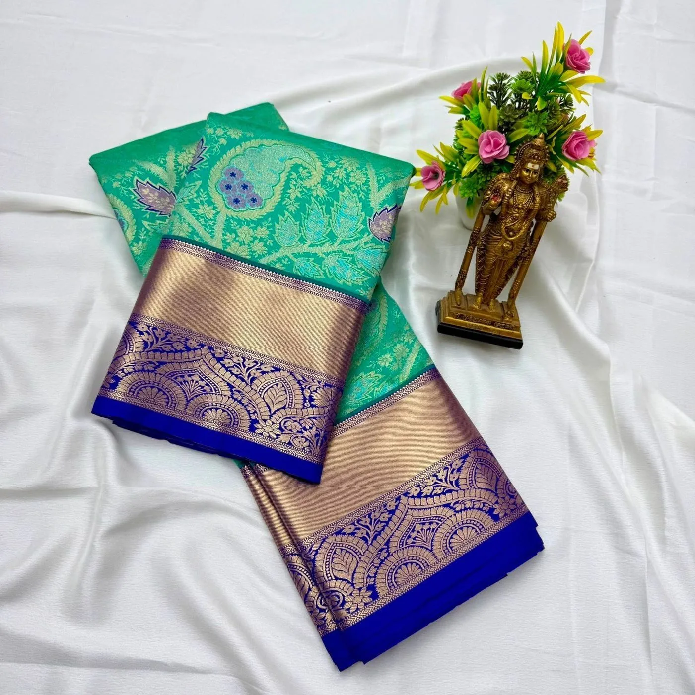 Tryloom Royal Electronic Jacquard Meena Work Saree – Premium Copper Zari Designer Silk Saree with Rich Pallu 19