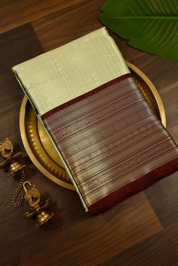 Tryloom Banarasi Semi Katan Soft Silk Saree – Premium Mango Booti Zari Weave with Designer Rich Pallu & Brocade Blouse 4
