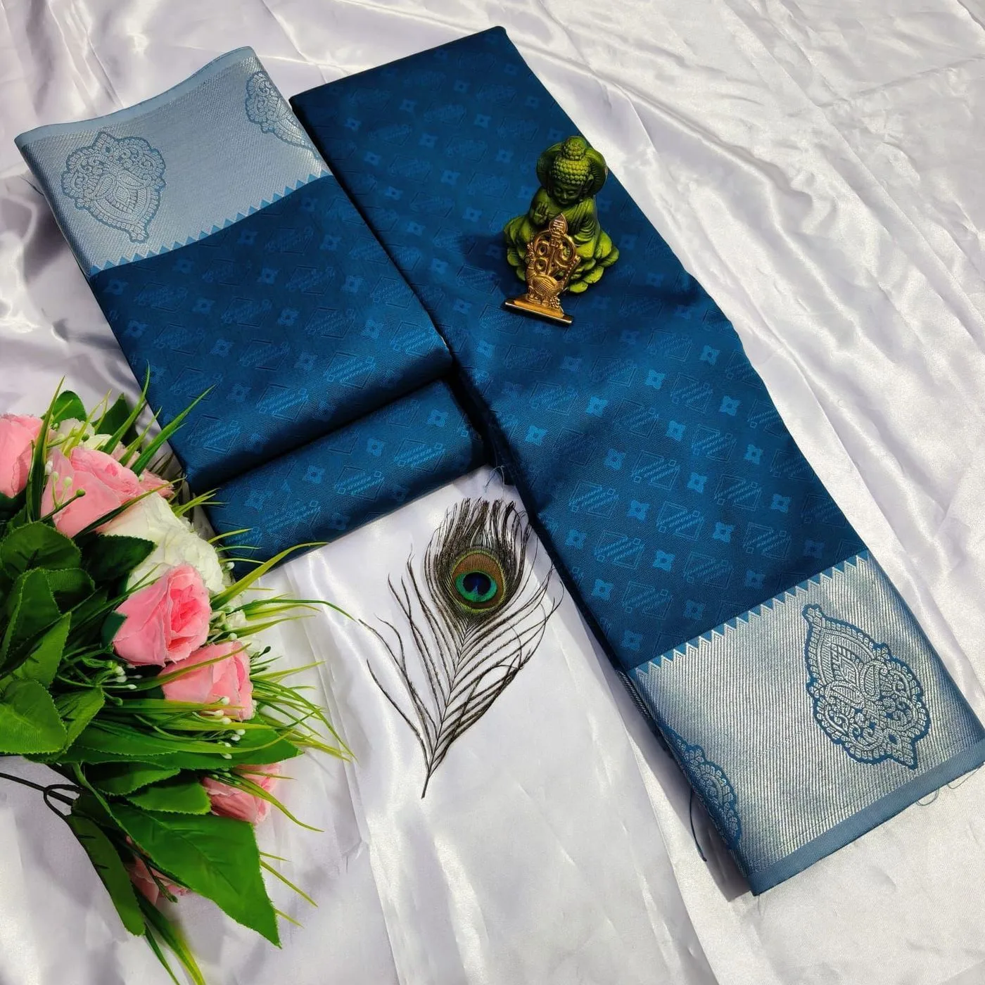 Tryloom 3D Embossed Karizma Silk Saree – Premium Soft Silk Saree with Copper & Silver Zari Designer Border 1
